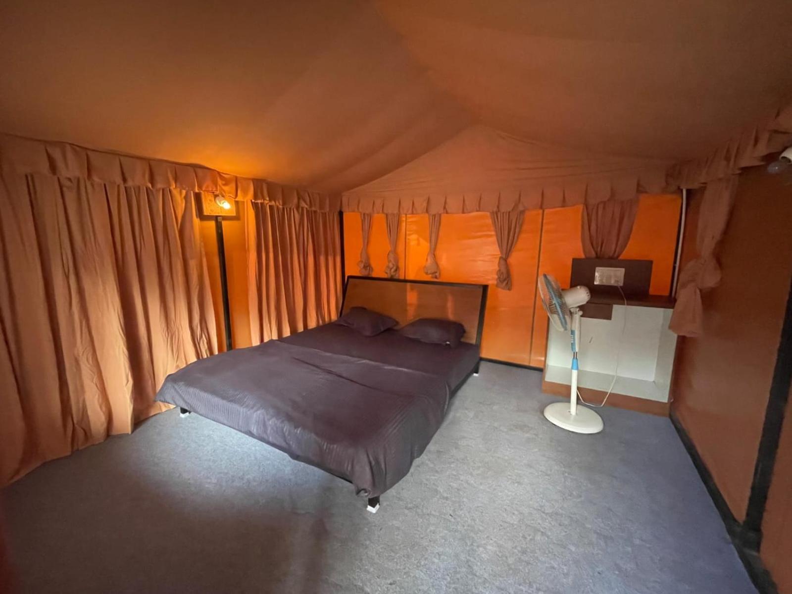 Trippr Chikkamagaluru Vandrarhem Chikmagalūr Exteriör bild